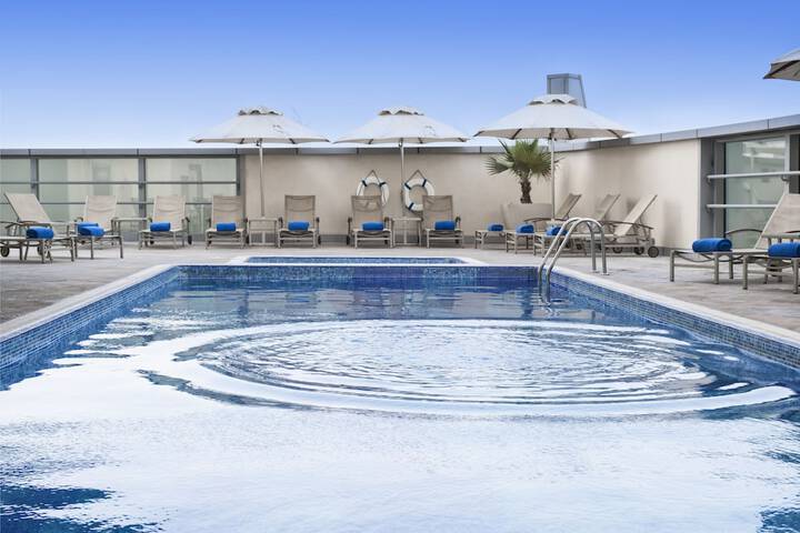 Pool 37 of 67