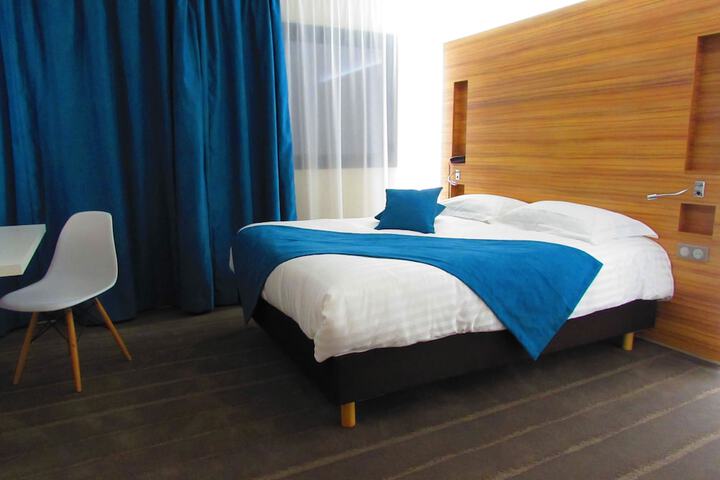 Room 26 of 57