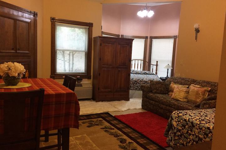 Room 14 of 48