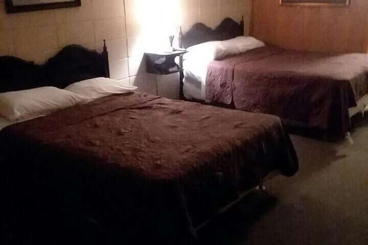 Room 8 of 28