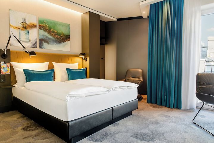 Room 7 of 41