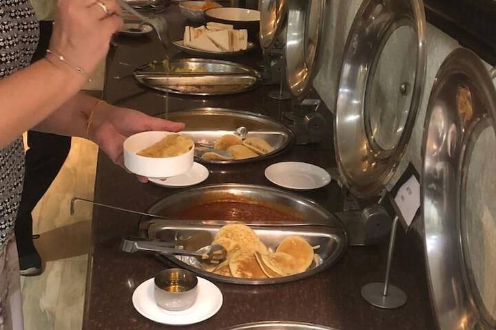 Dining 58 of 62