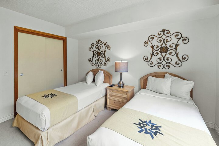 Room 37 of 226