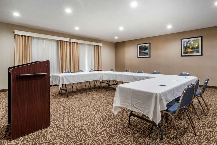 Meeting facility