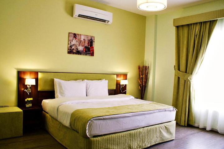 Weekend Hotel Apartments