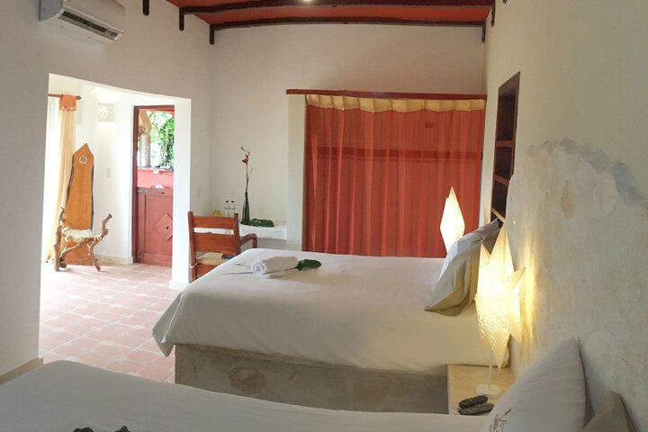 Room 10 of 77