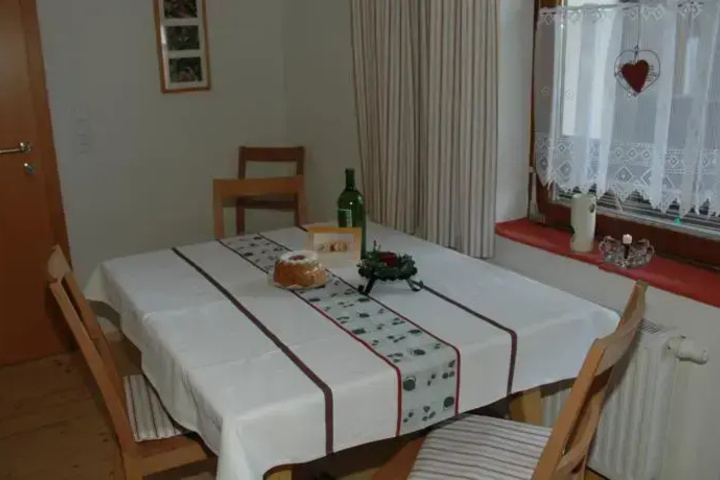 Room 3 of 13
