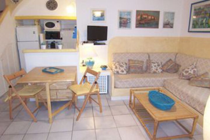 Room 14 of 19