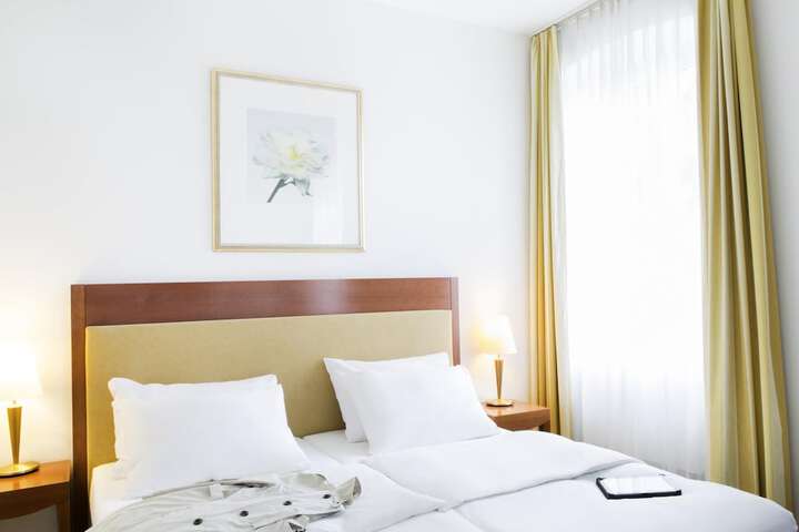 Room 19 of 50