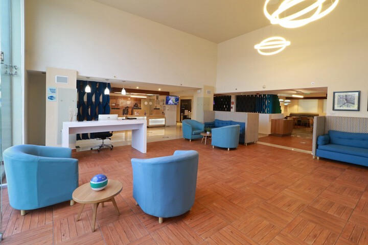 Hotel Interior 9 of 114