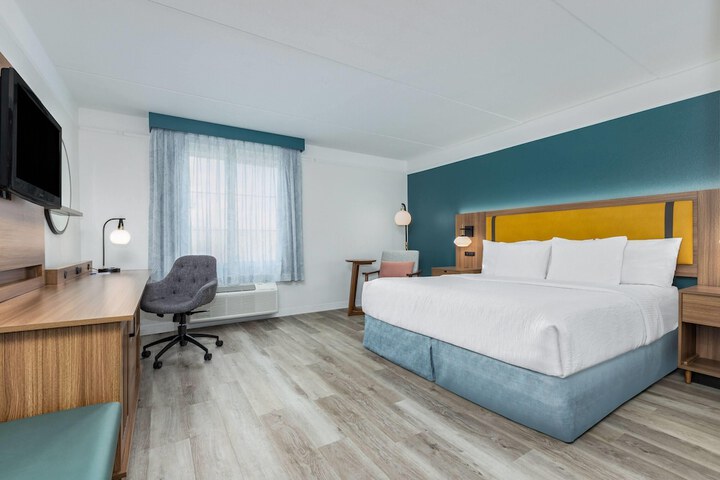 Room 20 of 48