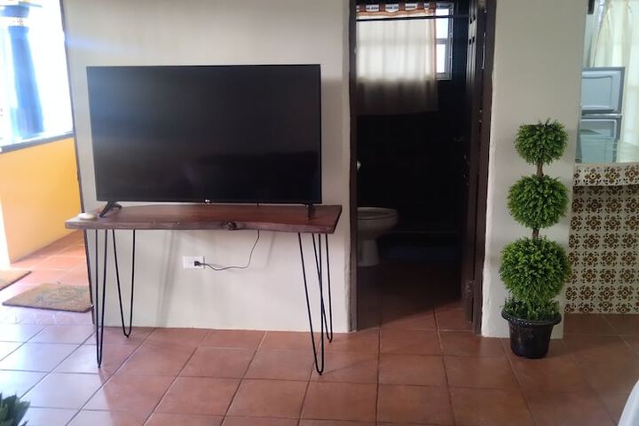 Room 13 of 207
