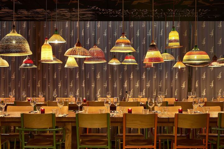 Dining 72 of 158