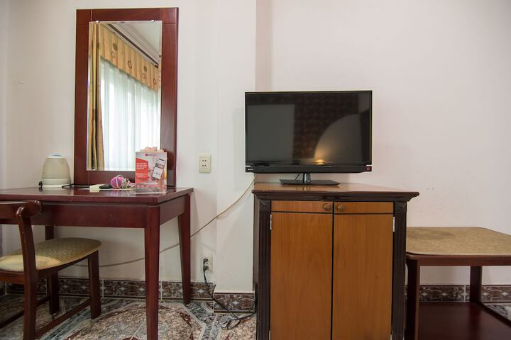 Room 5 of 35