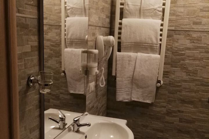Clean Restrooms