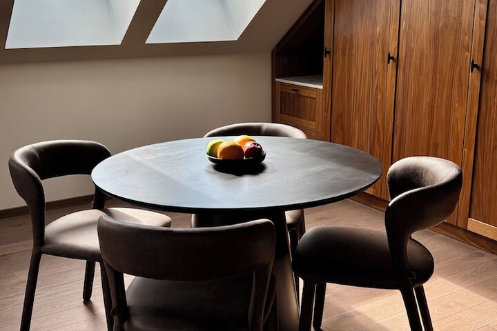Room 14 of 32