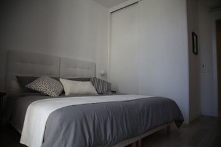 Room 13 of 28