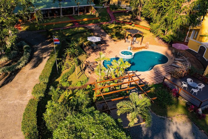 Pools & Facilities