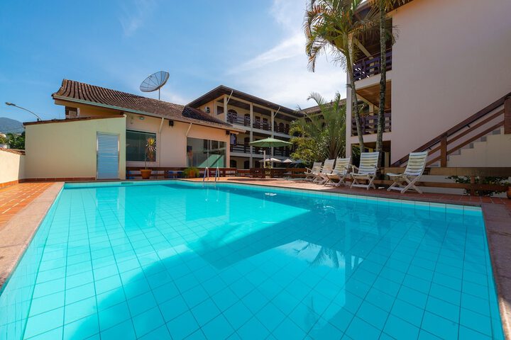 Pool 68 of 122