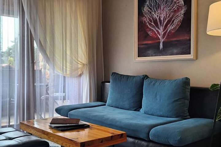 Room 10 of 47