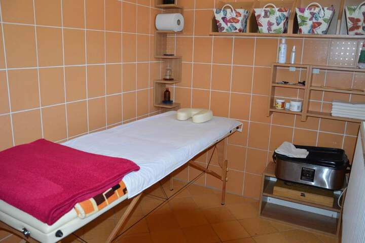 Spa 26 of 36