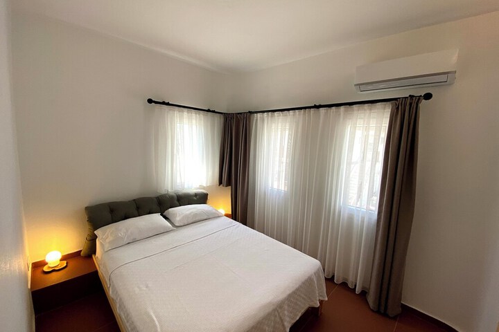 Room 16 of 83