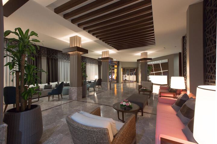 Hotel Interior 8 of 40