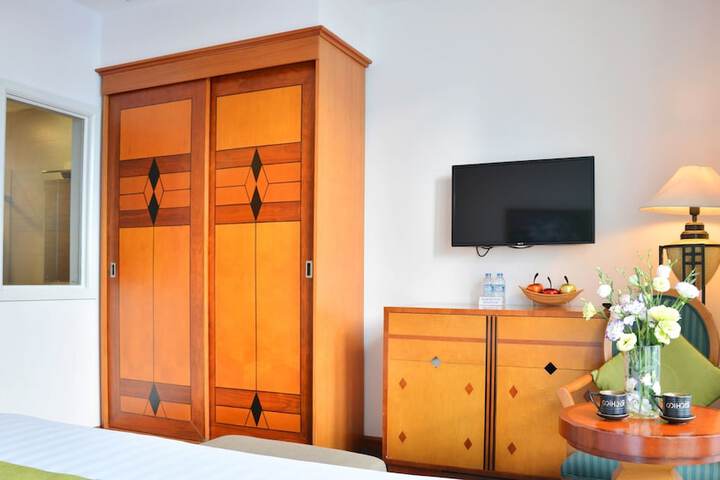 Room 27 of 119