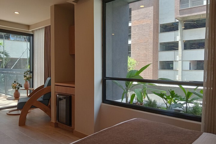 Room 25 of 123