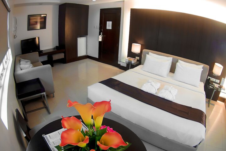 Room 25 of 105