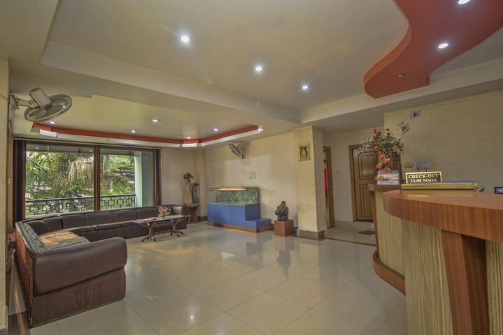 OYO 29736 Nandanik Palace