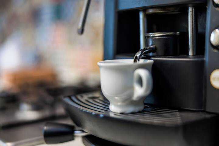 Breakfast/Coffee Service 7 of 25