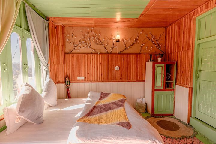 Room 21 of 68
