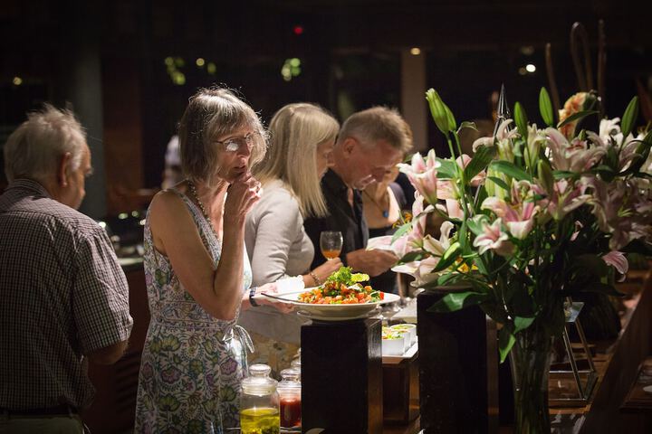 Dining 65 of 111