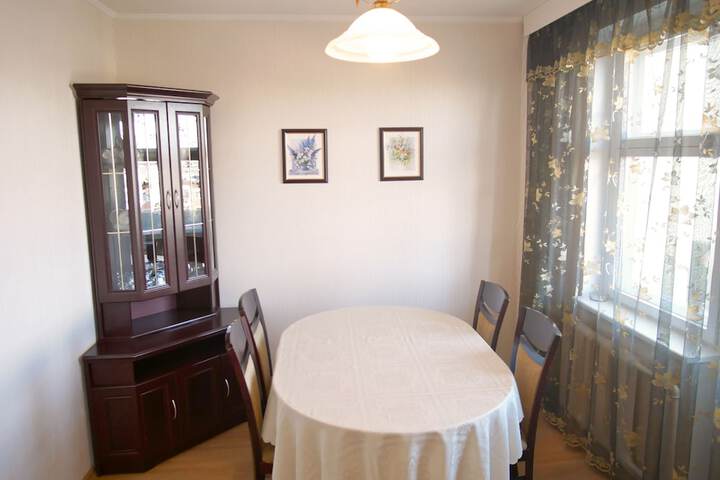 Room 30 of 49