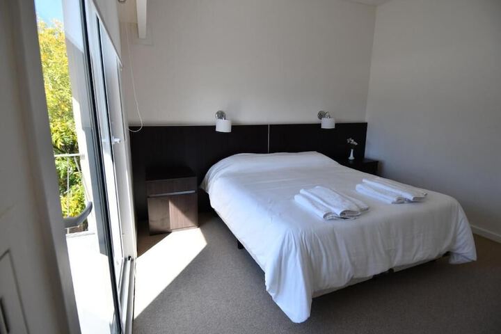 Room 16 of 30
