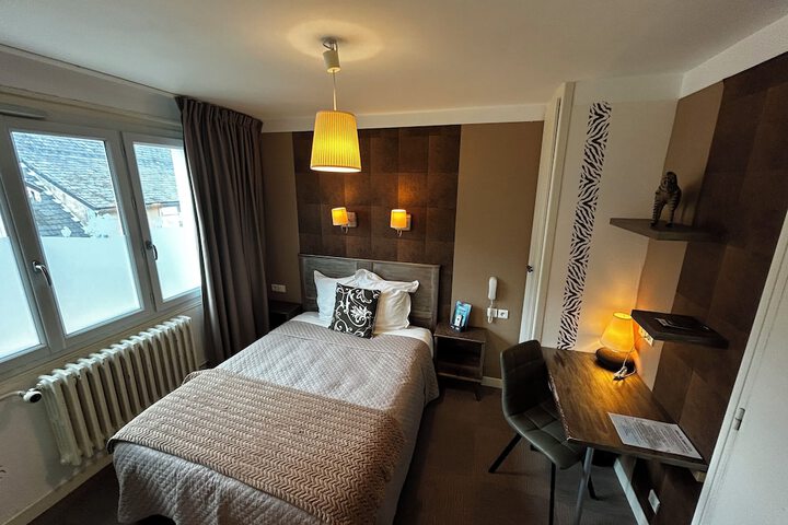 Room 22 of 51