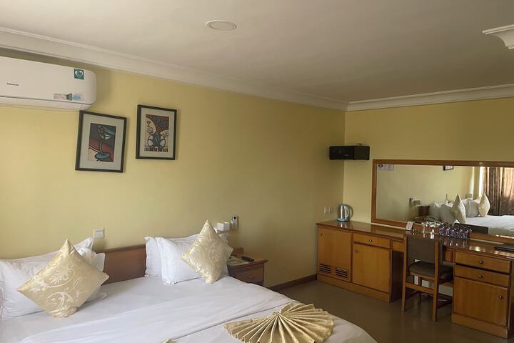 Room 22 of 51