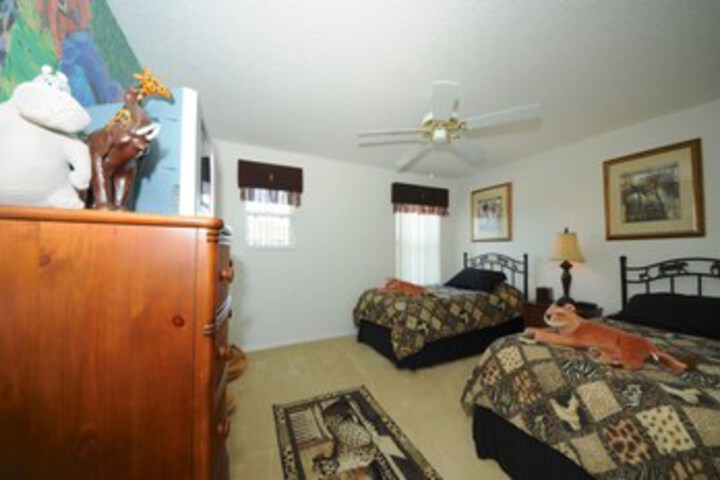 Room 27 of 44