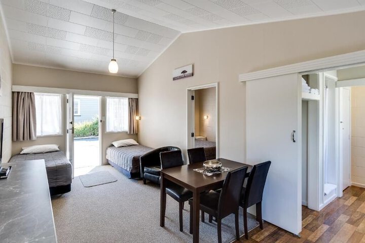 Room 5 of 45