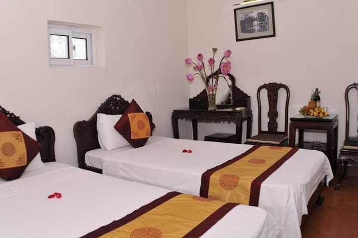 Room 14 of 38