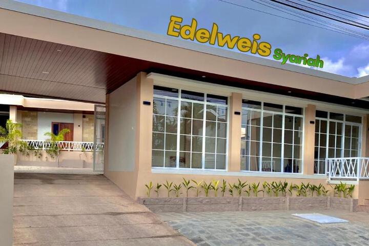 Image of Edelweis Syariah Near Sultan Muhammad Kaharuddin Airport