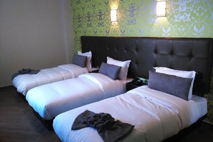 Room 16 of 31