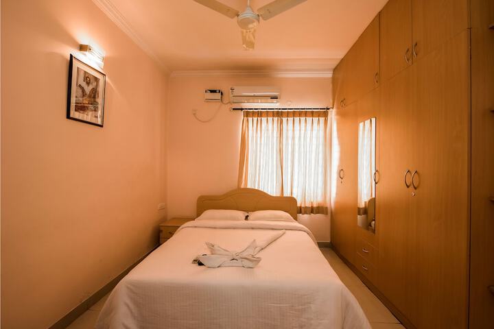 Room 12 of 46