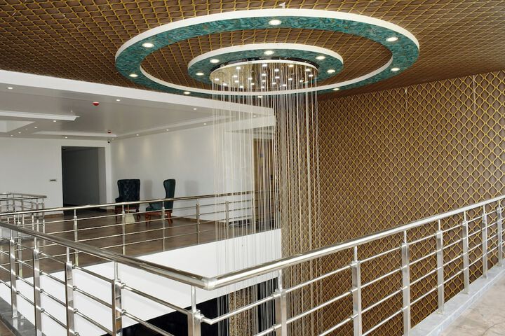 Hotel 94 of 94