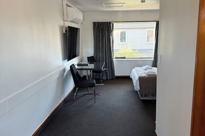 Room 31 of 165