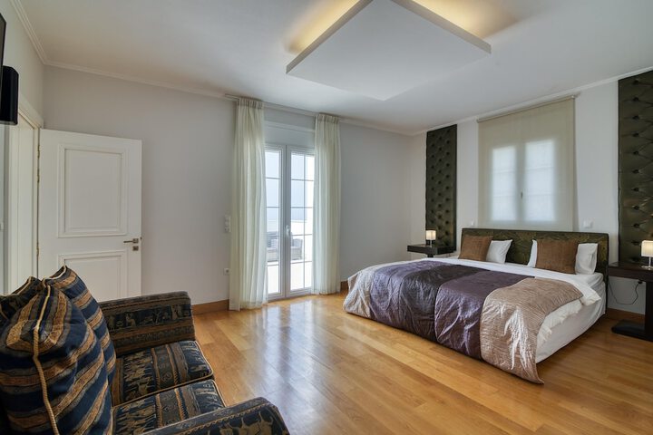 Room 1 of 22