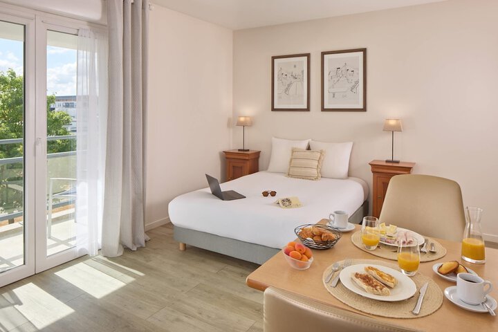 Quality Aparthotel Portes de Rennes in Bruz