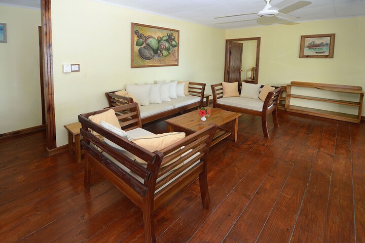Room 15 of 64