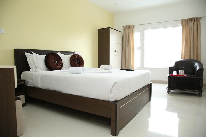 Room 21 of 38